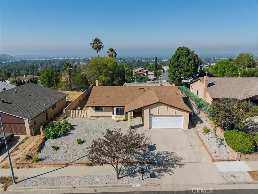13877 Shablow Avenue, Sylmar, CA 91342 - #3