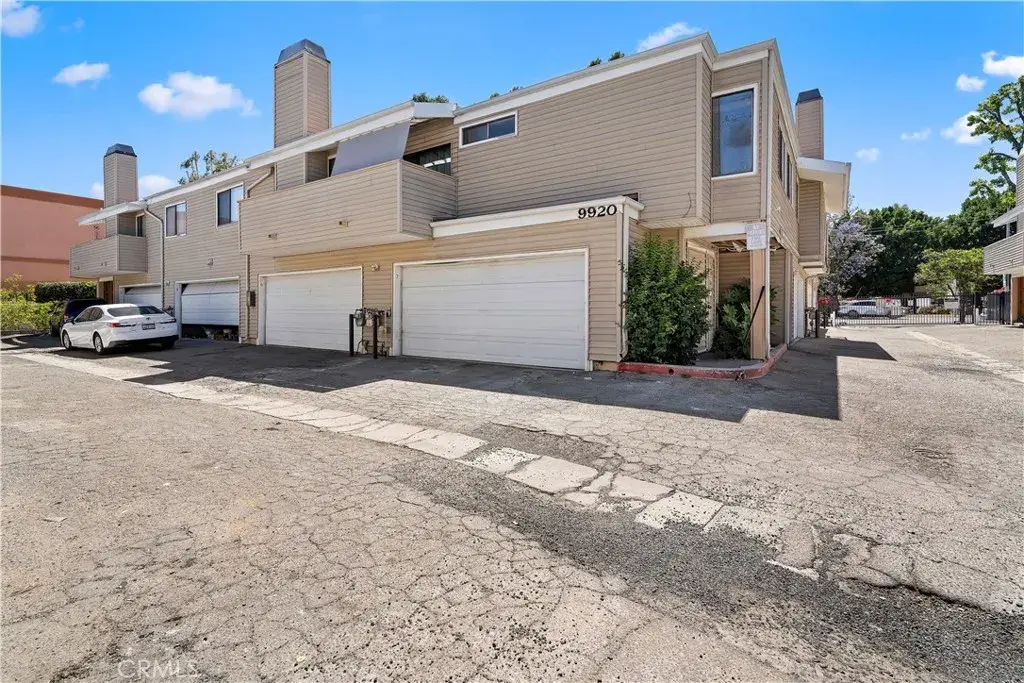9920 Sepulveda #7, San Fernando Valley, CA 91345 - #1
