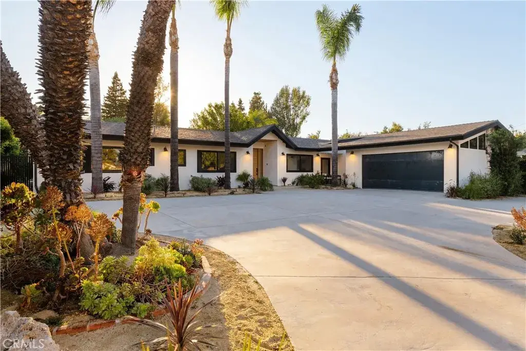 5313 Crebs Avenue, Tarzana, CA 91356 - #1