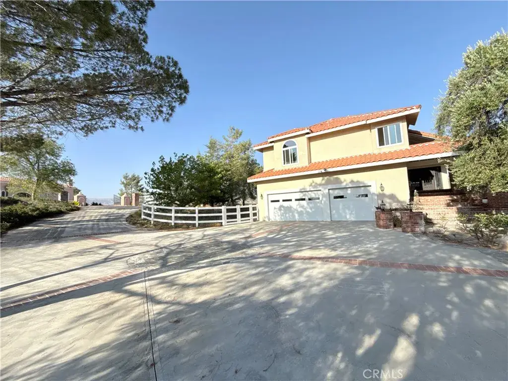 32080 Avenida Donari, Agua Dulce, CA 91390 - #1