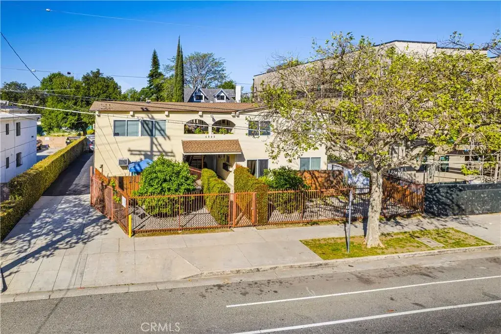 5923 Woodman Avenue, Valley Glen, CA 91401 - #1