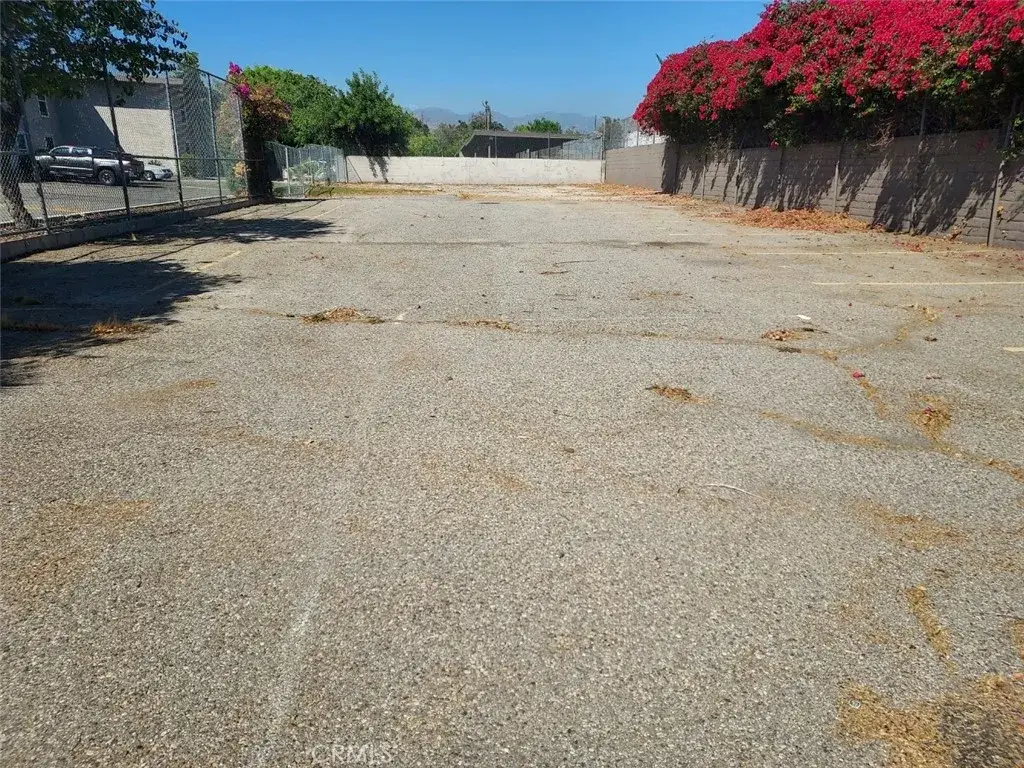 10550 Haddon, Pacoima, CA 91331 - #1