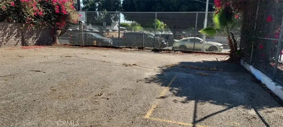 10550 Haddon, Pacoima, CA 91331 - #2
