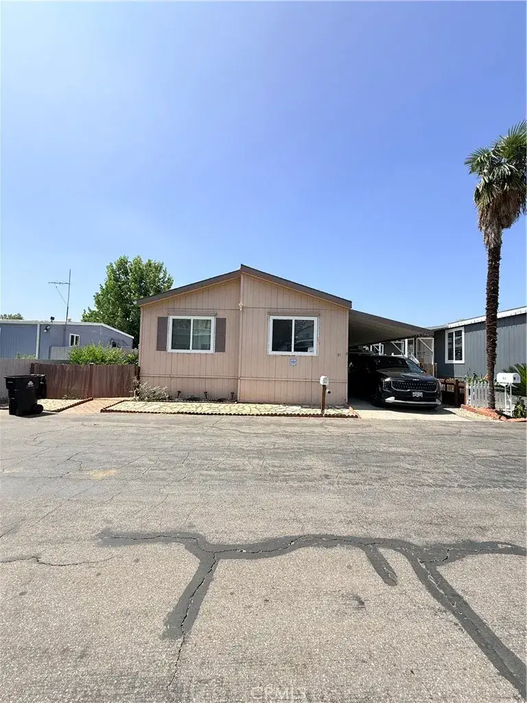 16079 Yarnell #B1, Sylmar, CA 91342 - #1