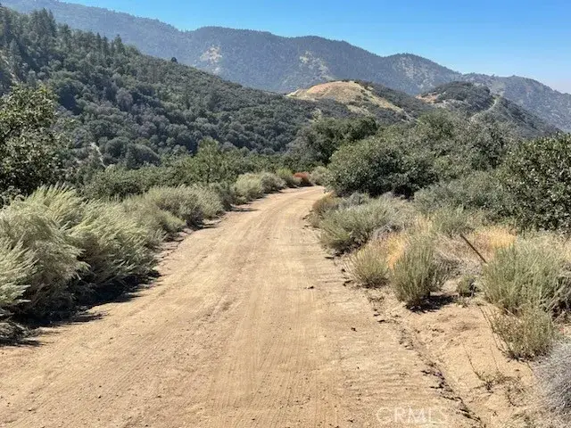 0 Grindelwald, Tehachapi, CA 93561 - #3