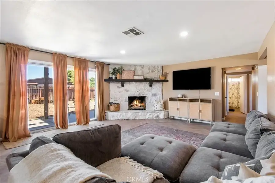 20061 Seneca, Apple Valley, CA 92307 - #3