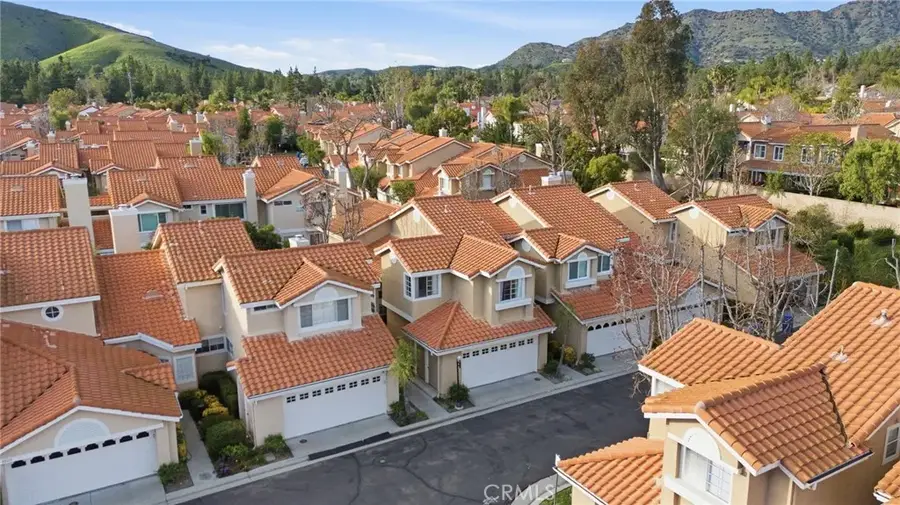 4933 Santo, Oak Park, CA 91377 - #2