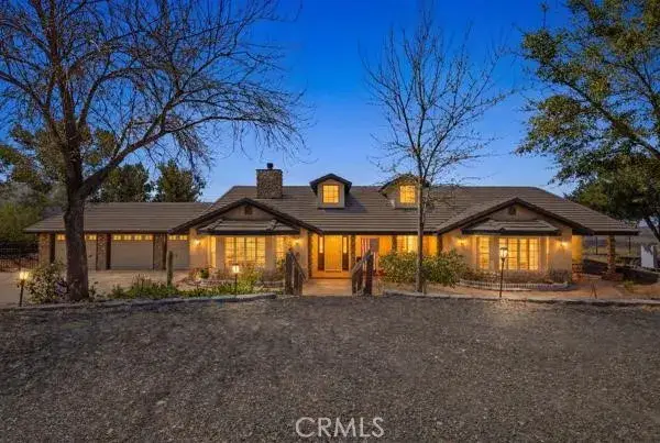 9722 Hierba, Agua Dulce, CA 91390 - #1