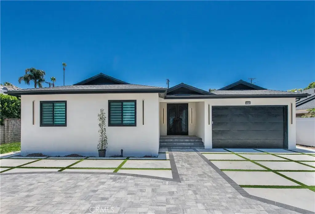 16158 Magnolia, Encino, CA 91436 - #1