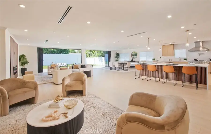 16158 Magnolia, Encino, CA 91436 - #2