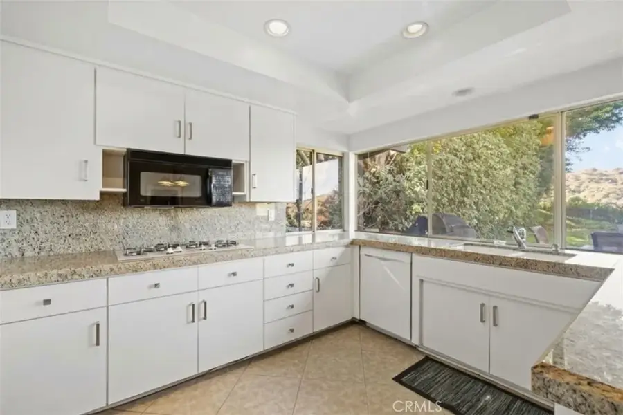 4157 Aleman, Tarzana, CA 91356 - #2