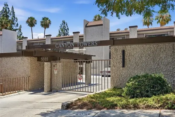 5555 Canyon Crest #2F, Riverside, CA 92507