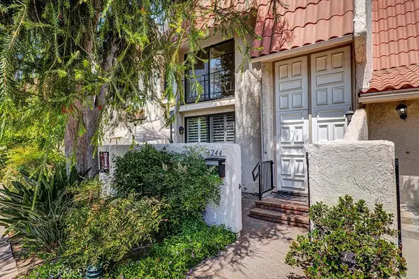 6244 Shoup Avenue, Woodland Hills, CA 91367