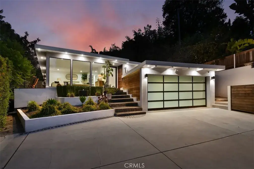 3901 Ventura Canyon Avenue, Sherman Oaks, CA 91423 - #1