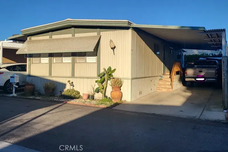 20652 Lassen #114, Chatsworth, CA 91311 - #3