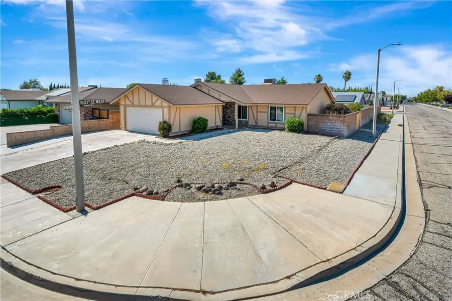 2101 Dallin Street, Lancaster, CA 93536 - #2