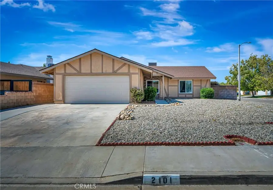2101 Dallin Street, Lancaster, CA 93536 - #3
