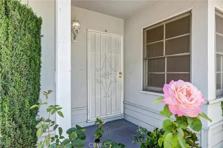 10939 Gloria, Granada Hills, CA 91344 - #3