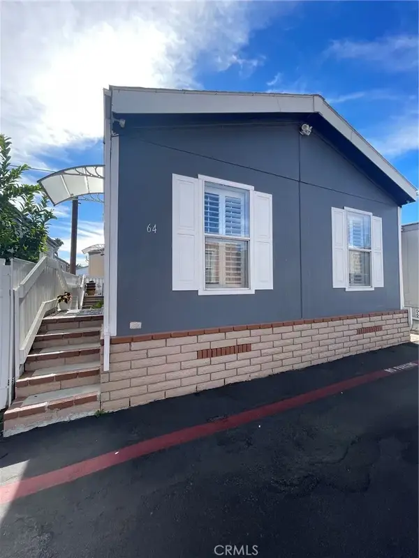 7560 Woodman #64, Van Nuys, CA 91405