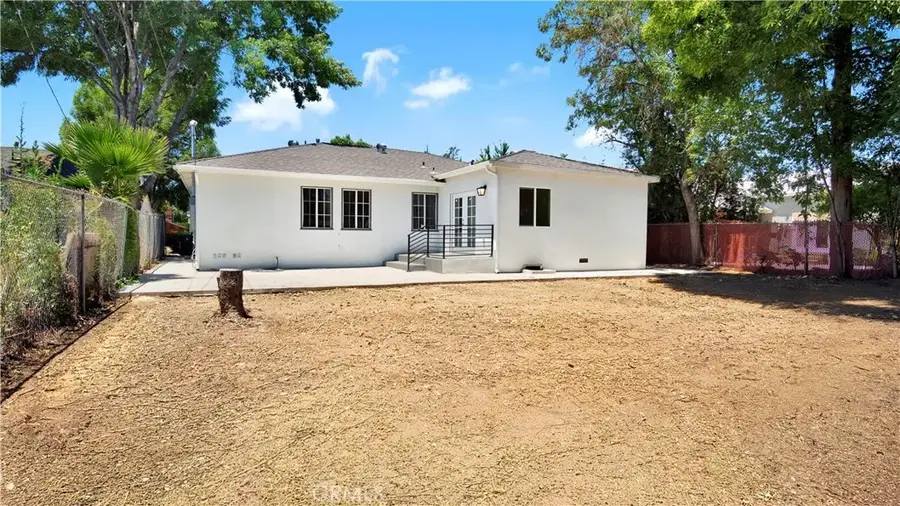 7032 Penfield Ave, Winnetka, CA 91306 - #2