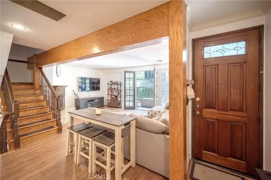 24420 Victory, Woodland Hills, CA 91367 - #3