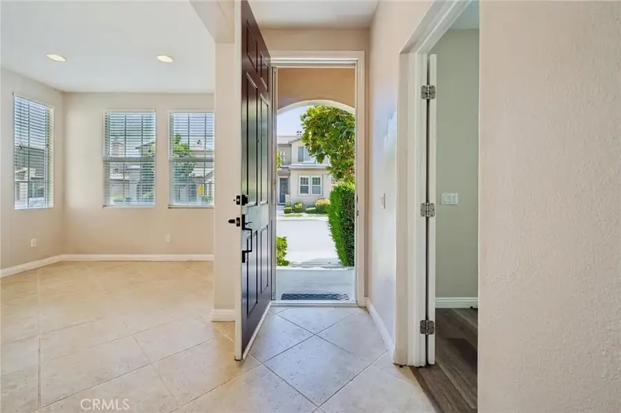 23821 Via Campana, Valencia, CA 91354 - #3