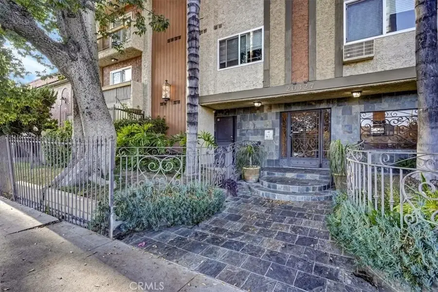 20327 Saticoy #309, Winnetka, CA 91306 - #3
