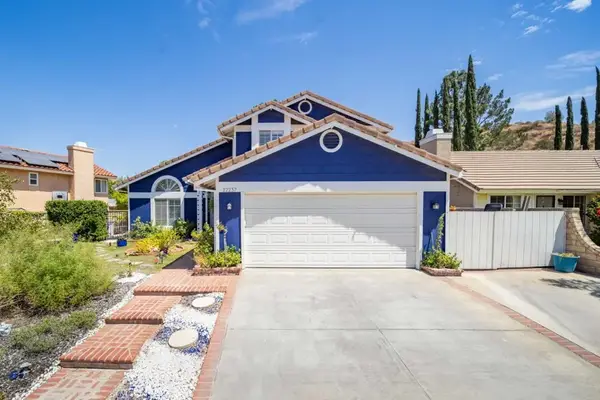 22237 Birmingham Place, Saugus, CA 91350