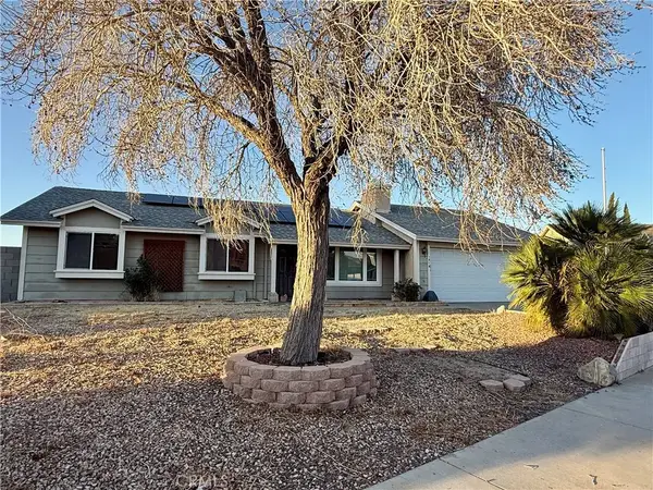 1719 Hitchcock, Palmdale, CA 93550