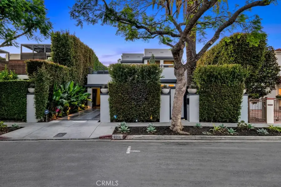 8719 Rosewood, West Hollywood, CA 90048 - #2