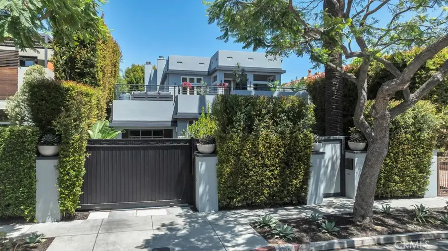 8719 Rosewood, West Hollywood, CA 90048 - #3