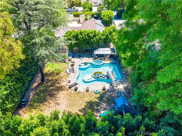 5923 Corbin, Los Angeles, CA 91356