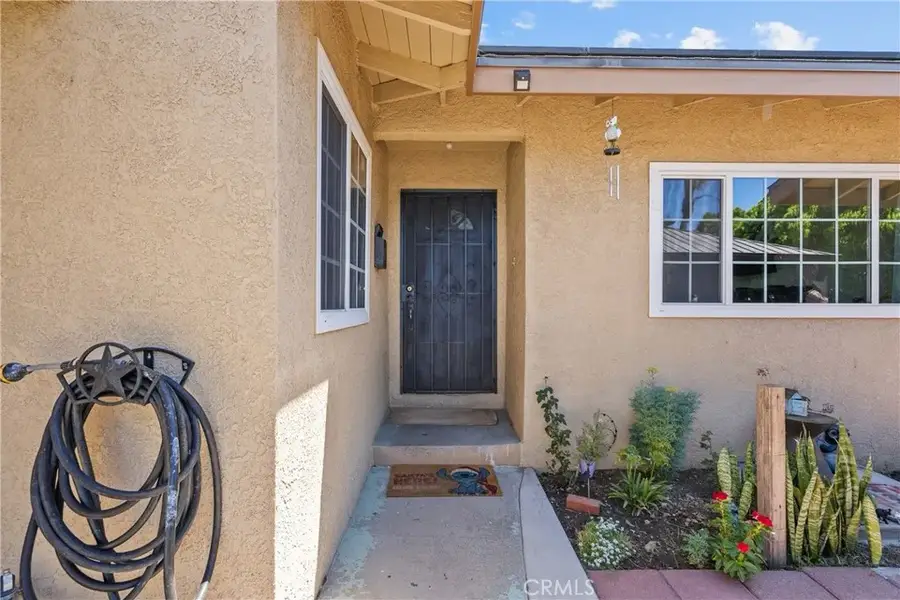 11924 Chadron Avenue, San Fernando, CA 91340 - #3