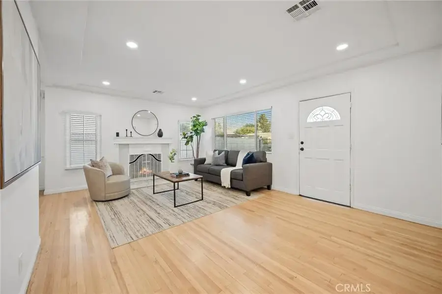 15445 Archwood Street, Van Nuys, CA 91406 - #2