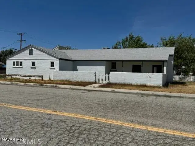 2069 Inyo, Mojave, CA 93501 - #2