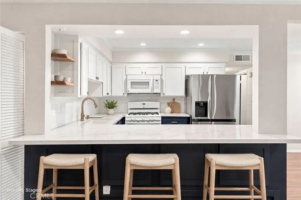 14159 Riverside Drive #103, Sherman Oaks, CA 91423 - #1