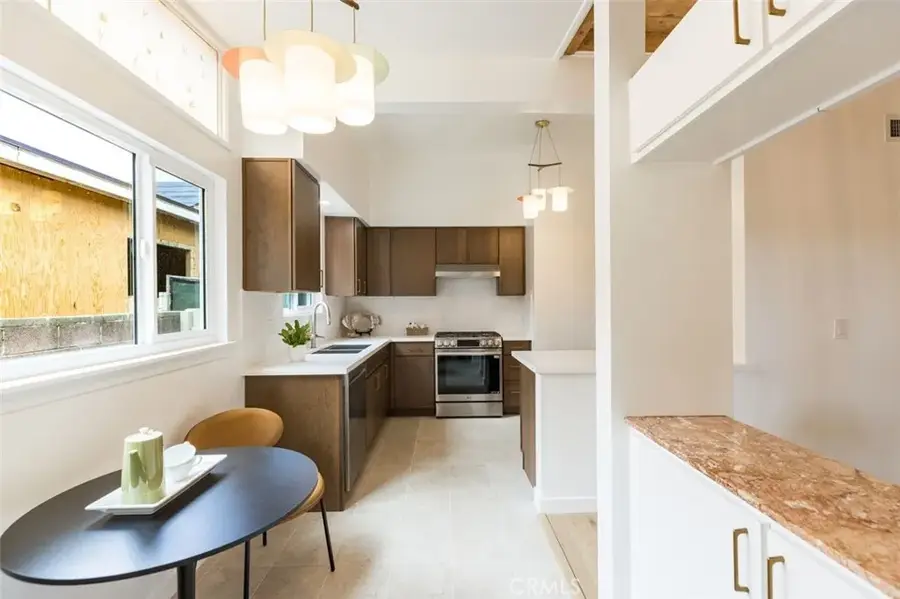 5724 Wish Avenue, Los Angeles, CA 91316 - #2