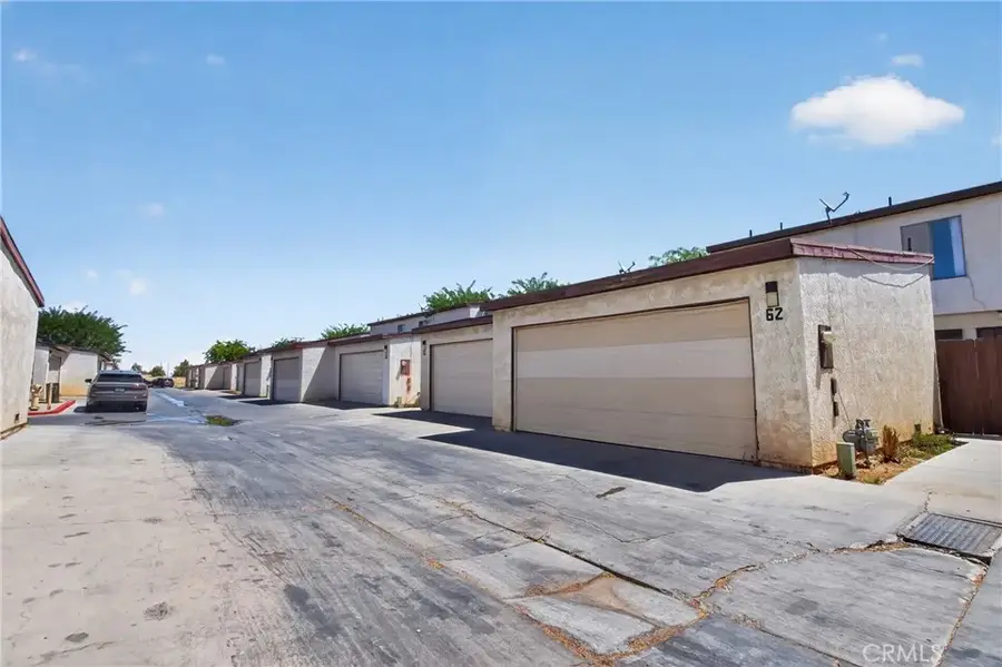 2260 E Avenue Q4 #62, Palmdale, CA 93550 - #2