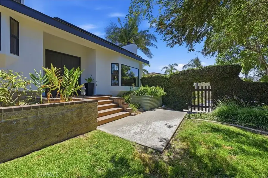 1931 Warmlands Avenue, Vista, CA 92084 - #2