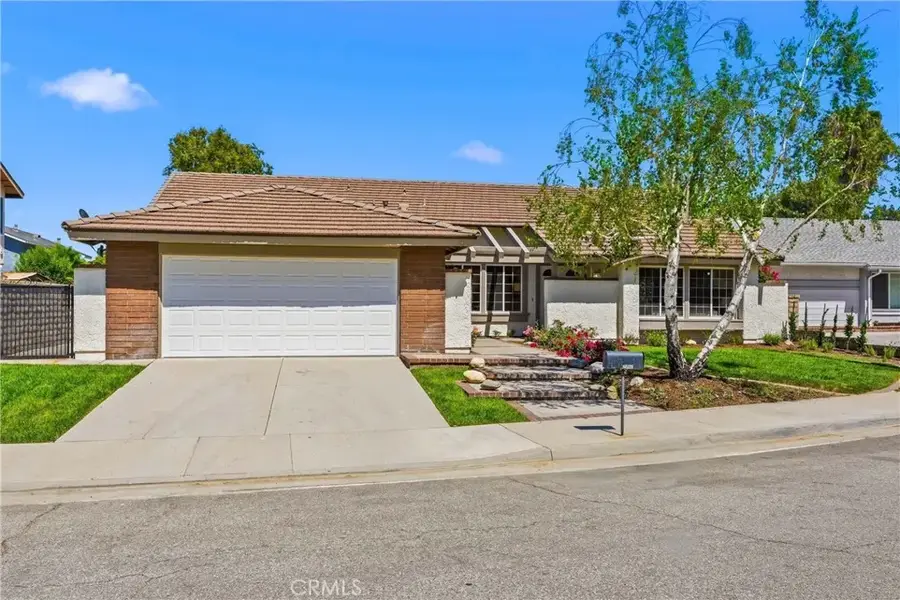 25660 Lochmoor Road, Valencia, CA 91355 - #3