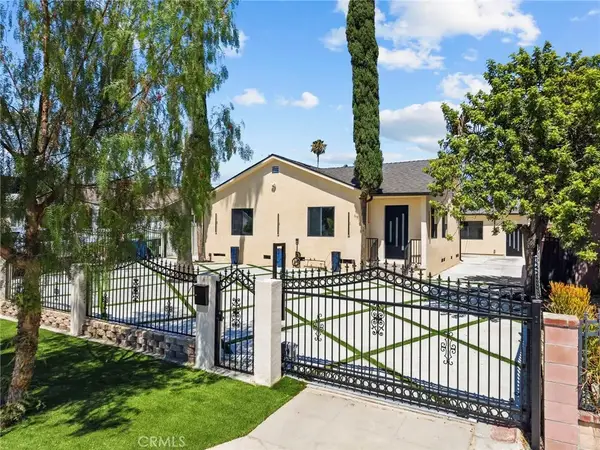 7660 Radford Avenue, North Hollywood, CA 91605
