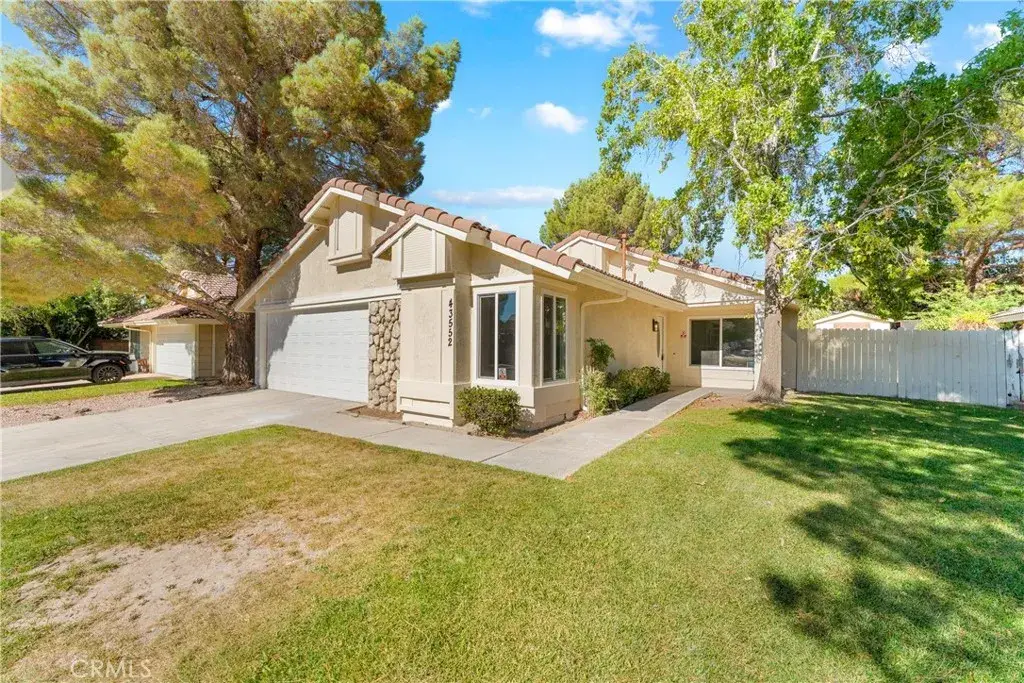43552 Yew Street, Lancaster, CA 93536 - #1