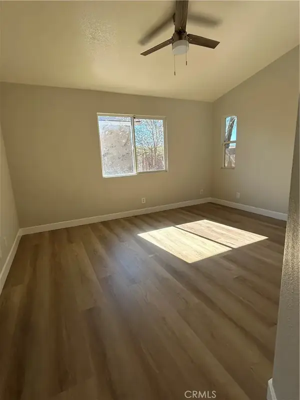 722 E. Avnue J6, Lancaster, CA 93535