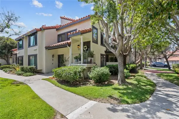 2017 Majorca Dr, Oxnard, CA 93035