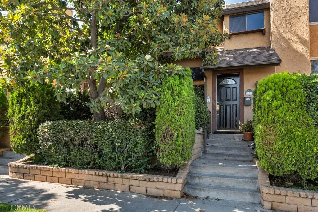 14311 Hartsook Street, Sherman Oaks, CA 91423 - #1