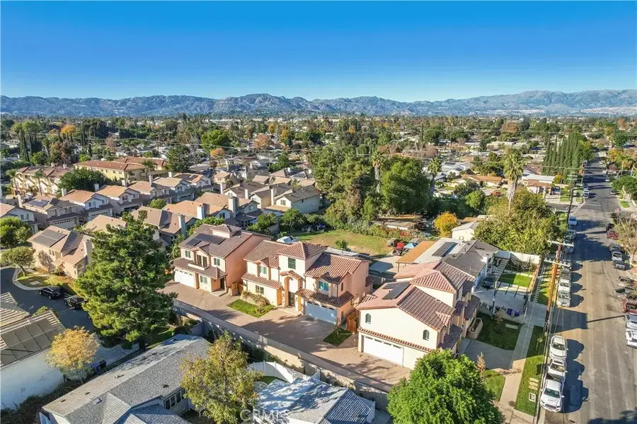 7329 Kelvin, Winnetka, CA 91306 - #2