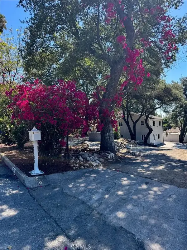 3130 N Mount Curve, Altadena, CA 91001