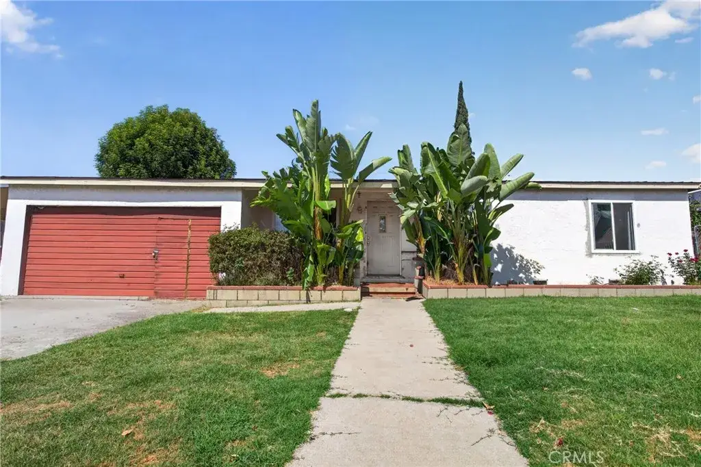 8357 Tyrone, Panorama City, CA 91402 - #1