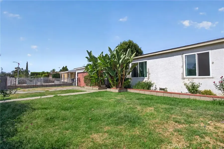 8357 Tyrone, Panorama City, CA 91402 - #2