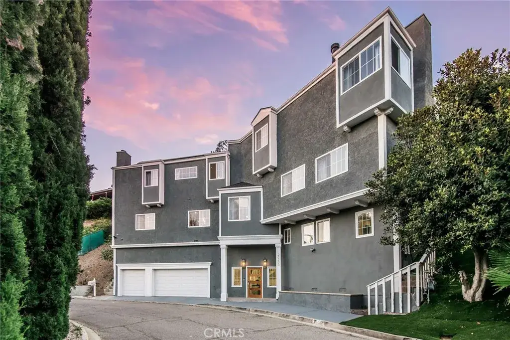 23200 Cass Avenue, Woodland Hills, CA 91364 - #1
